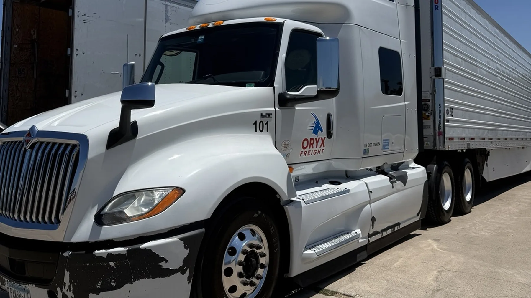 Oryx Freight tractor and 53-foot refrigerated trailer